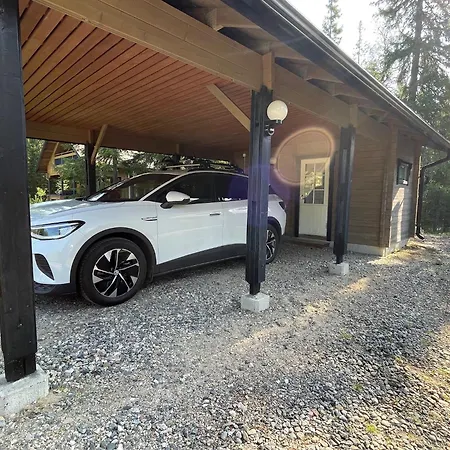 Moerrimoeykky Iso-syoete Hirsimoekki *